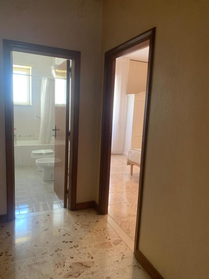 Porta Napoli Rooms ليتشي المظهر الخارجي الصورة